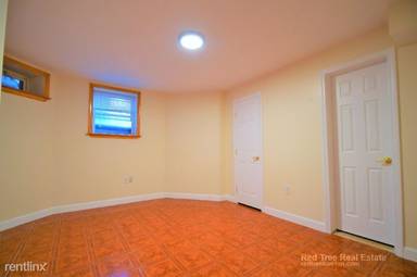Main picture of 316-328 Saint Paul St