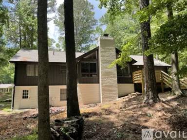Main picture of 150 Little Creek Dr