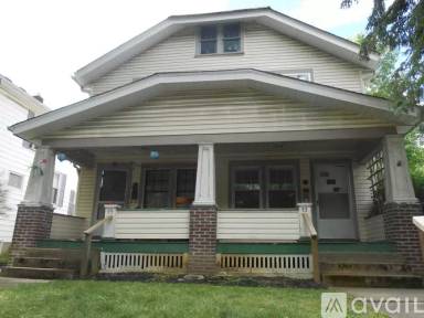 Main picture of 93 E Weber Rd