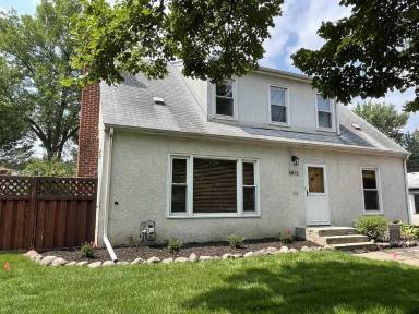 Main picture of 6832 Penn Ave S