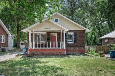 Main picture of 228 Louisa Ave