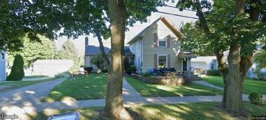 Main picture of 412 N Bridge St