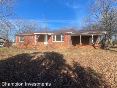 Main picture of 1810 Petty Rd