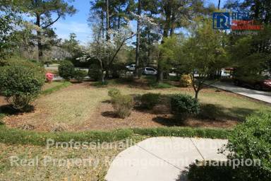 Main picture of 2206 Acacia Dr