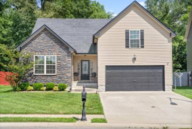 Main picture of 611 Fox Path Ln