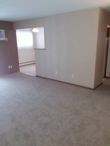 Main picture of 3246 Douglas Dr N