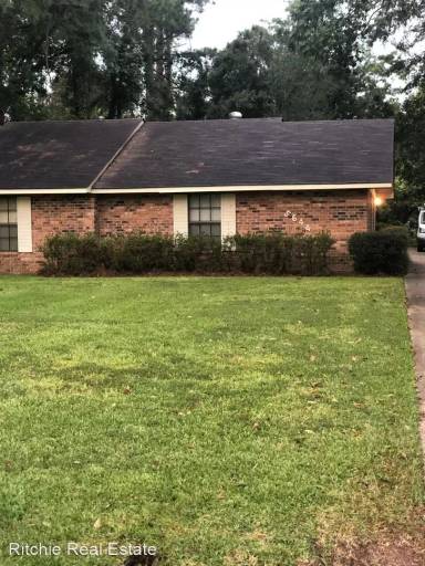 Main picture of 5644 North Dr