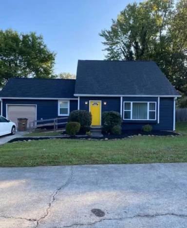 Main picture of 2604 Trace Chain Ln