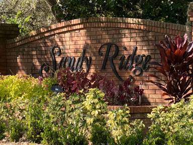 Main picture of 333 Scrub Jay Way