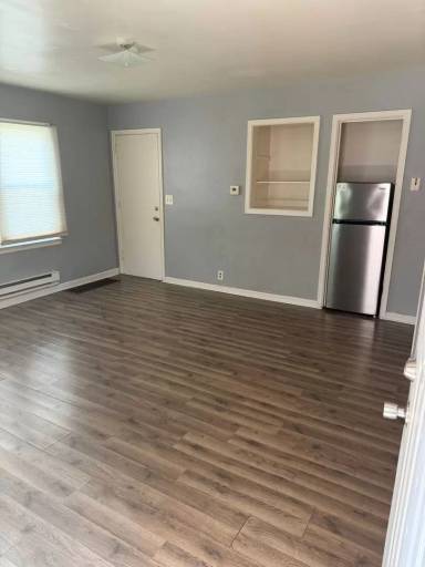 Main picture of 2240 Broadway