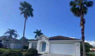Main picture of 15805 Beachcomber Ave