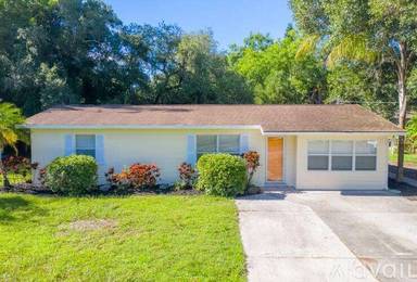 Main picture of 2902 Forest Ln