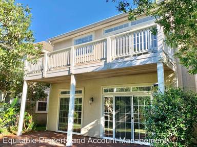Main picture of 47 Gold Oak Dr
