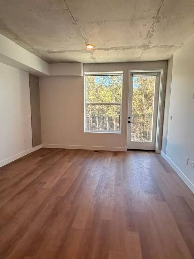 Main picture of 3660 Reynard Way
