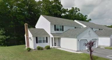 Main picture of 15 Skyline Dr
