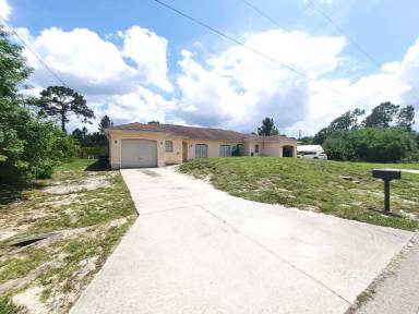 Main picture of 1412 E 12th St