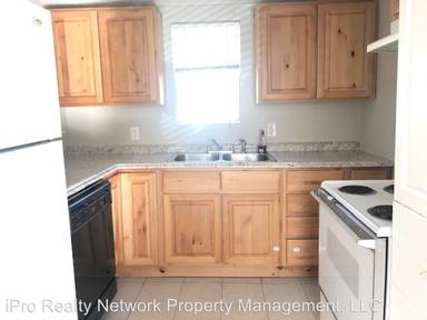 Main picture of 1275 S Concord St