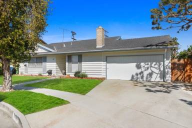 Main picture of 5108 Russo St