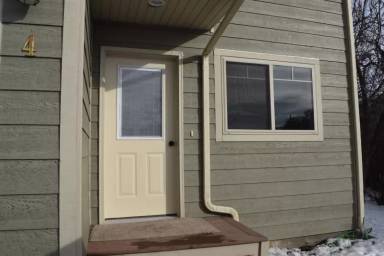 Main picture of 606 Minnesota St