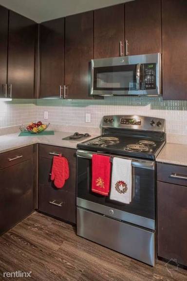 Main picture of 15405 Long Vista Dr