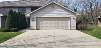 Main picture of 527 W Riverview Dr