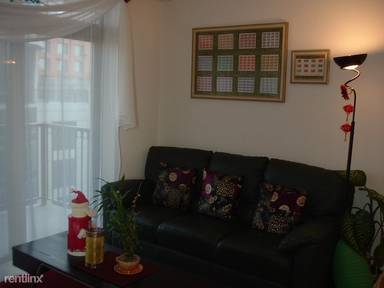 Main picture of Lakeside On the Park Condo