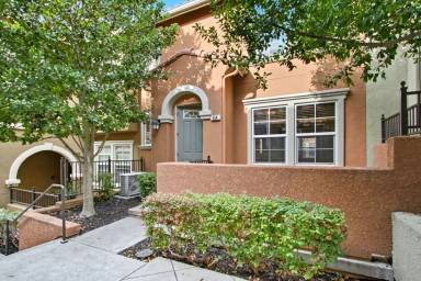 Main picture of 554 Altino Blvd