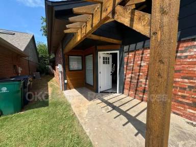 Main picture of 2501 Kathy Ct