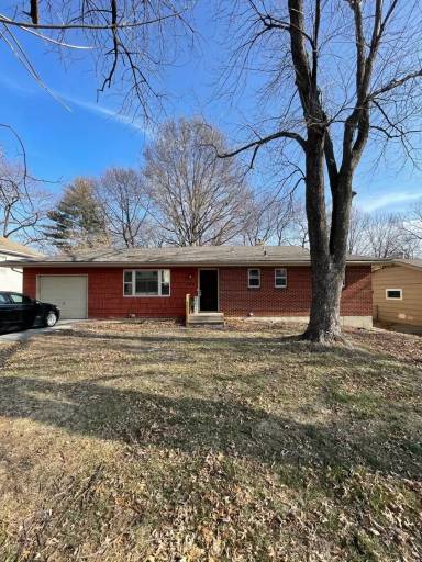 Main picture of 5443 N Virginia Ave