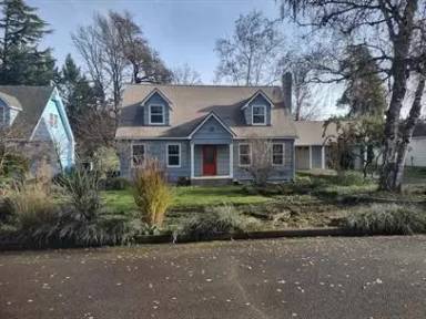 Main picture of 345 W Selmar Ct