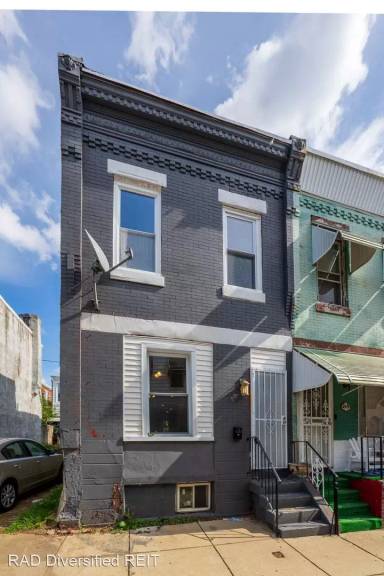 Main picture of 2521 N Cleveland St