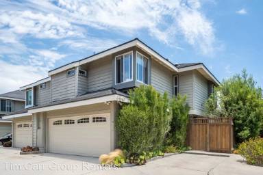 Main picture of 350 E 20th St