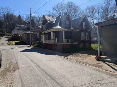Main picture of 306 Wilson Ave