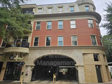 Main picture of 560 Dutch Valley Rd NE