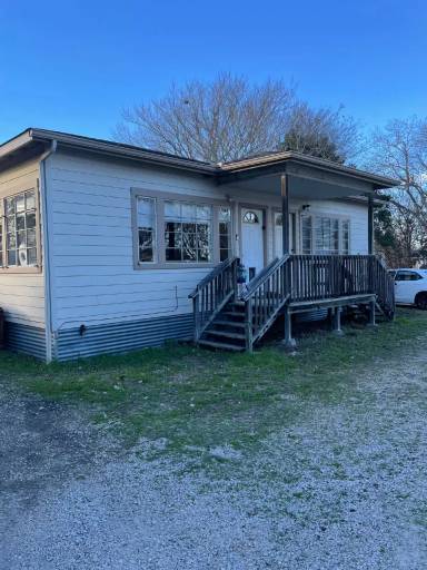 Main picture of 108 Austin Street - B