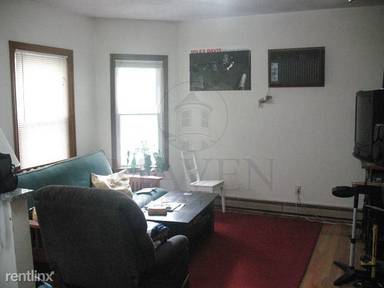 Main picture of 17 Lowden Ave