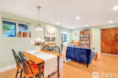 Main picture of 2828 14th Ave W