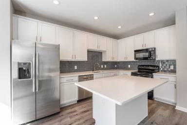 Main picture of 9514 Oakley Dr