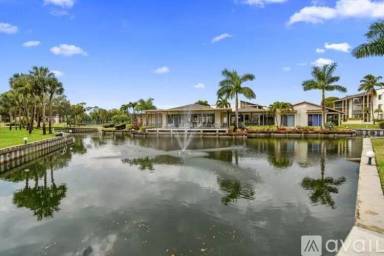 Main picture of Longwood Condos
