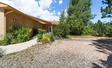 Main picture of 5995 Burgess Rd