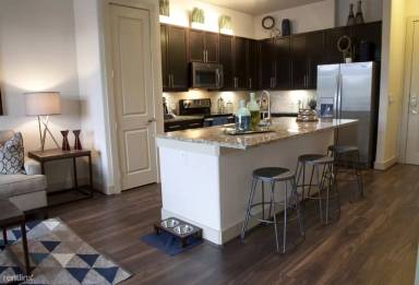 Main picture of 306 Barton Springs Rd