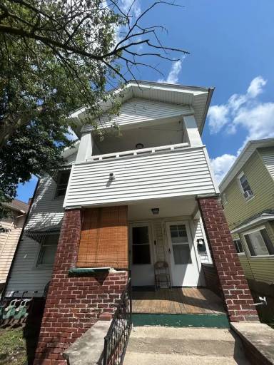 Main picture of 4134 Lyman Ave
