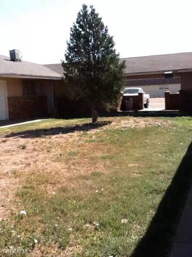 Main picture of 1725 E 1st St