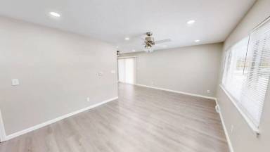 Main picture of 769 Kettering Rd