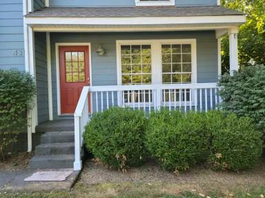 Main picture of 431 Eddy Ln