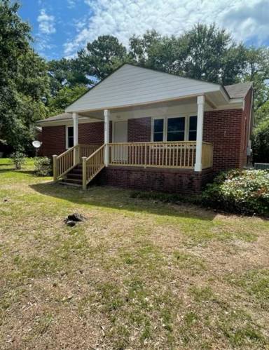 Main picture of 912 Prince Ave