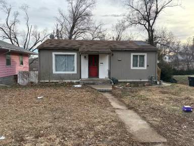 Main picture of 3827 Corby St