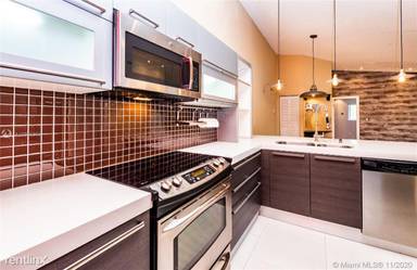 Main picture of 4910 NW 102nd Ave