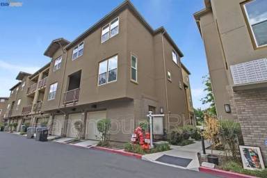 Main picture of 1336 N Capitol Ave
