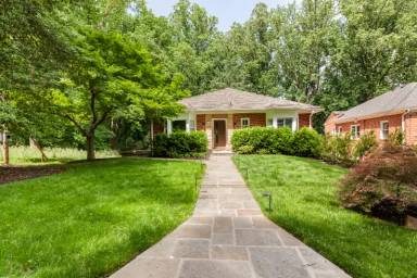 Main picture of 5908 17th St NW
